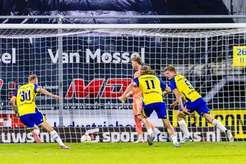 RKC Waalwijk klopt Roda JC na strafschoppen en treft Willem II in play-offs