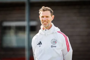 'Ajax ziet opnieuw twee medewerkers vertrekken: duo trekt naar FC Porto van Farioli'