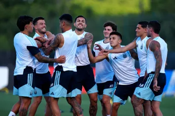 LIVE 03.00 uur | Volg hier het WK-duel tussen Argentinië en Algerije