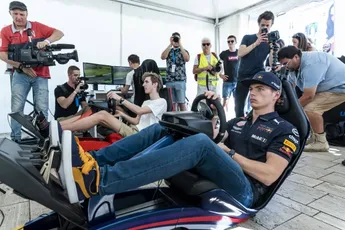 Verstappen in actie tijdens Team Redline Pro Fun Cup