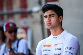 Correa mikt op comeback na zware crash met Hubert: 'IJzeren frame mag er van af'