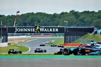 Achterblijver Ghiotto nóg een jaar in de Formule 2