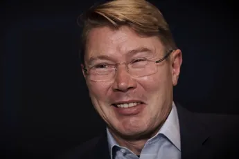 Häkkinen adviseert Leclerc over mogelijke breuk met Ferrari: 'Hij moet geduld hebben'