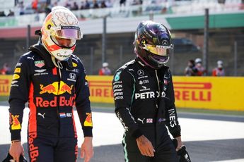 Hamilton stelt dat Verstappen het een stuk lastiger zou hebben met hem als teamgenoot: 'Daar zit ook wel frustratie in'