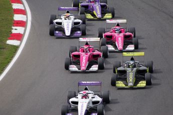 Minardi in nieuwe rol bij FIA: 'Ik wil een vrouwelijke coureur in de F1'