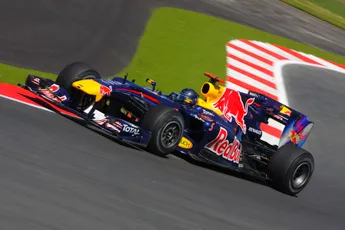 Terugblik Abu Dhabi 2010 | Een knotsgekke ontknoping brengt de Formule 1 jongste kampioen ooit