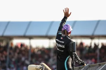Lowe: 'Hamilton kon niets aan toeval overlaten en doet dat sindsdien ook niet'
