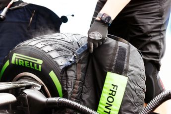 Ondertussen in de F1 | Kvyat test in Alpine-auto op nat circuit 18-inch regenbanden