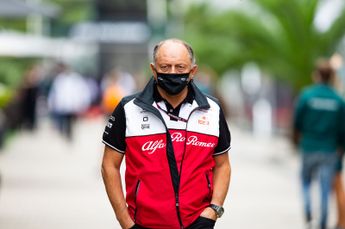 Pourchaire wacht op kans in Alfa Romeo, maar het team worstelt met vinden van mogelijkheden
