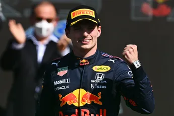 Volwassen Verstappen is gevaar voor Hamilton: 'Hij zit in zijn element'