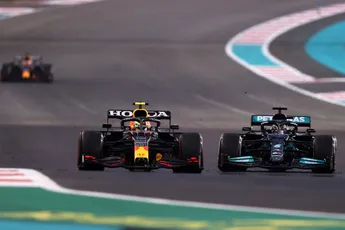 Red Bull kon niet omgaan met voordeel: 'Ze maakten in het begin te veel fouten'