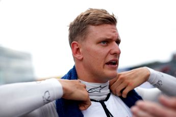 Stuck: 'Schumacher hoort thuis in een auto die beter is dan Haas'