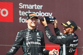 Rosberg geeft waarschuwing over Hamilton: 'Lieve Russell, wordt niet te gemakzuchtig'