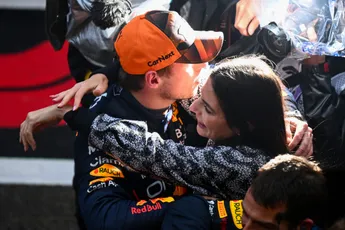 Verstappen misschien niet aanwezig bij geboorte van zijn kindje: 'Ga geen race overslaan'