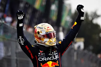Verstappen bijna in recordtijd tweevoudig wereldkampioen: één coureur pakte sneller tweede titel