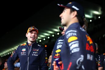 Häkkinen spreekt wens uit voor GP Abu Dhabi: 'Mooi als Verstappen Pérez zou helpen'