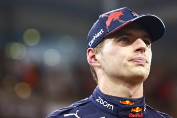 Ondertussen in de F1 | Verstappen lijkt op Minion tijdens Red Bull-feest