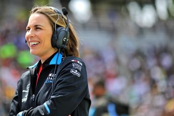 Claire Williams kan weer F1 kijken na pijnlijke verkoop: 'Mijn vader zou ook blij zijn met Vowles'