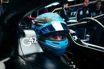 Russell kritisch op testtijd: 'Nadal gaat ook niet direct door na anderhalve dag trainen'