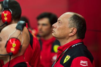 Vasseur merkt veel van druk op Ferrari: 'Vanuit het hele land en vanuit de pers'