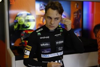 Piastri tot nu toe tevreden met F1-debuut: 'Ik zal mezelf momenteel een zeven geven'