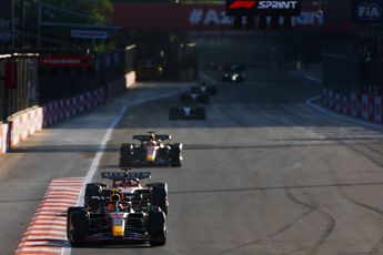 Pérez als een halfgod in Mexico: 'Met dezelfde auto als Verstappen kan hij kampioen worden'