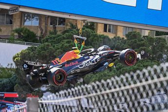 Mercedes geniet van foto's van RB19: 'Kunnen ons er nu over buigen'