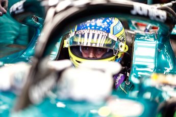 Alonso wilde 'agressief verdedigen' tegen Hamilton: 'Maar hij kwam niet binnen DRS'