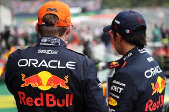 Albers over waarom Pérez nog steeds bij Red Bull rijdt: 'Denk dat het daarmee te maken heeft'