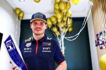 Verstappen geniet van de RB19: 'Toen glimlachte ik tijdens het rijden'