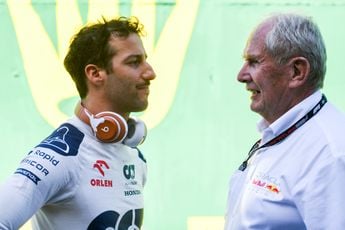 Marko ziet het fout gaan: 'Tsunoda heeft Ricciardo onder de duim'