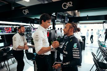 Met wie moet Russell de Mercedes-garage gaan delen? 'We kunnen een gewaagde keuze maken'