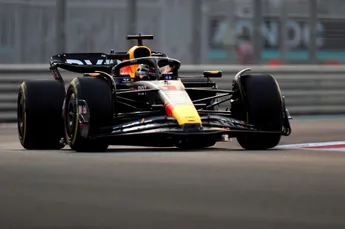 Boordradio's GP vrijdag Abu Dhabi | Doohan ontkomt incident op het nippertje: 'Bijna het ergste incident van mijn leven!'