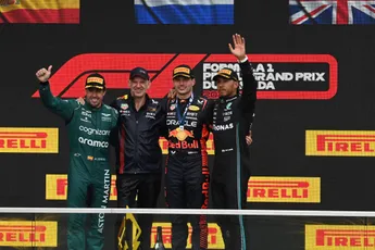 Alonso geeft teaser voor 2050 en baalt van afwezigheid Hamilton en Verstappen op speciale avond