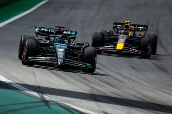Mercedes moet tij keren: 'Maar Red Bull heeft waarschijnlijk iets verrassends in petto'