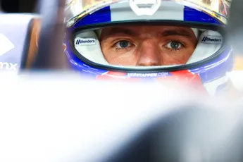 Presentator over eerste kennismaking met 'mafkees' Verstappen: 'Hij was een freaking magician'