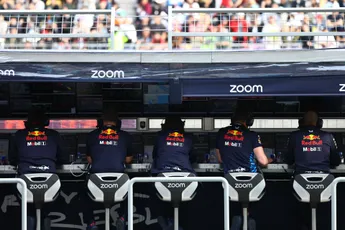 Steiner wuift klachten van Red Bull weg: 'Is niet de eerste keer dat ze dat doen'