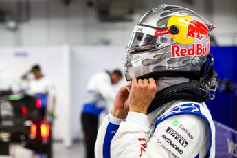 Ricciardo zit niet bij pakken neer: 'Twee races niet bepalend voor een carrière'