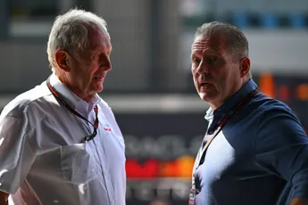 Marko ontkracht geruchten: 'Zeker niet zo dat Verstappen nu sowieso blijft'
