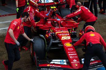 Sainz realistisch over huidige staat Ferrari: 'Twee of drie maanden verloren'