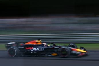 Verslag VT3 | Verstappen topt verregende sessie, training tweemaal onderbroken