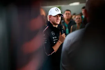 Vertrek Schumacher bij Mercedes maakt weg vrij voor terugkeer van Bottas