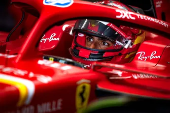 Sainz heeft complimenten voor oud-teamgenoot: 'Altijd erg snel in Abu Dhabi'