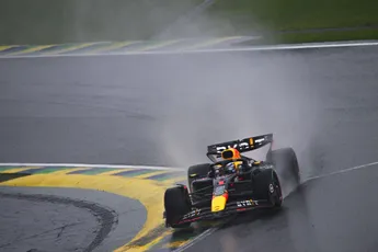Verstappen onthult moment na één kwalificatie: 'Mijn vader was heel kalm, ik was zó boos'
