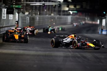 Palmer zag het bijna gebeuren: 'Dat had Verstappen uit de race kunnen halen'