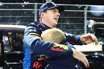 Rechterhand Verstappen emotioneel: 'Brok in mijn keel, moest Horner het woord laten doen'