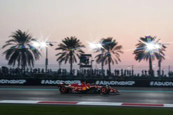 Boordradio's zaterdag GP Abu Dhabi | Frustratie bij Pérez: 'Dat zei ik toch! Waarom heb je het niet gecontroleerd?!'