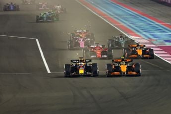 Albers plaatst Verstappen op voetstuk: 'Maar Max mag ook wel weer van geluk spreken'