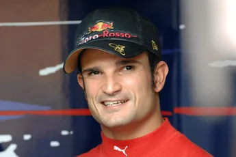 'Party team' Red Bull werkte vooral achter de schermen hard: 'Had liever een supersnelle auto gehad'