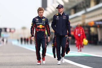 Verstappen kijkt naar zichzelf, maar wil Lawson ook helpen: 'Dan ben ik een open boek'